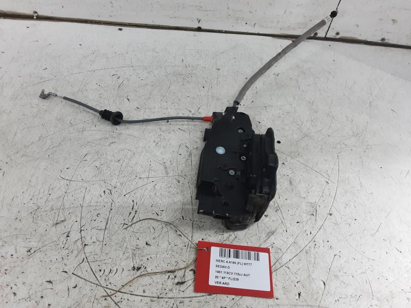 VERGRENDELING ACHTER RECHTS Mercedes-Benz A W177 18 - 2/23