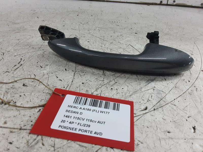 TÜRGRIFF RECHTS VORNE Mercedes-Benz A W177 18 - 2/23
