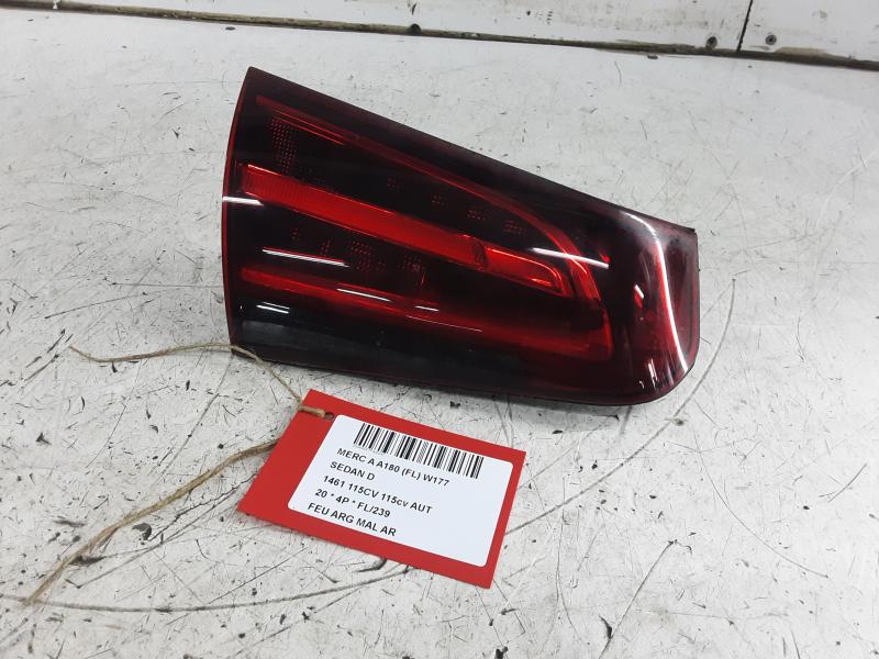 LICHT DEKSEL LINKS Mercedes-Benz A W177 18 - 2/23