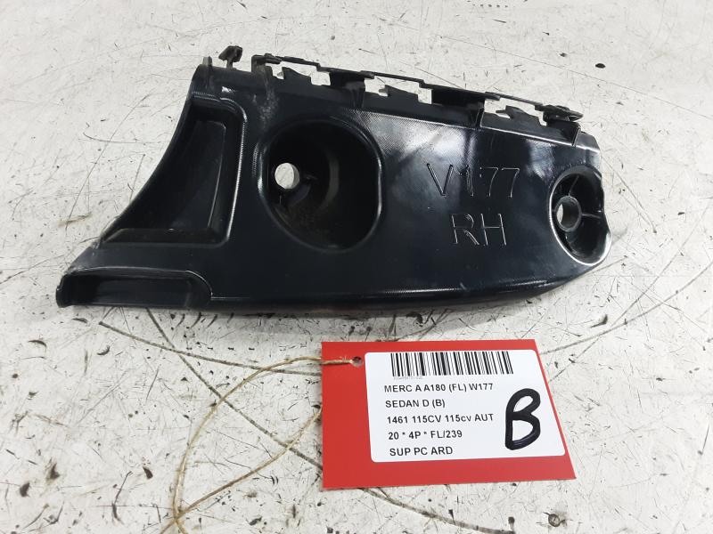 BUMPERSTEUN ACHTER RECHTS Mercedes-Benz A W177 18 - 2/23