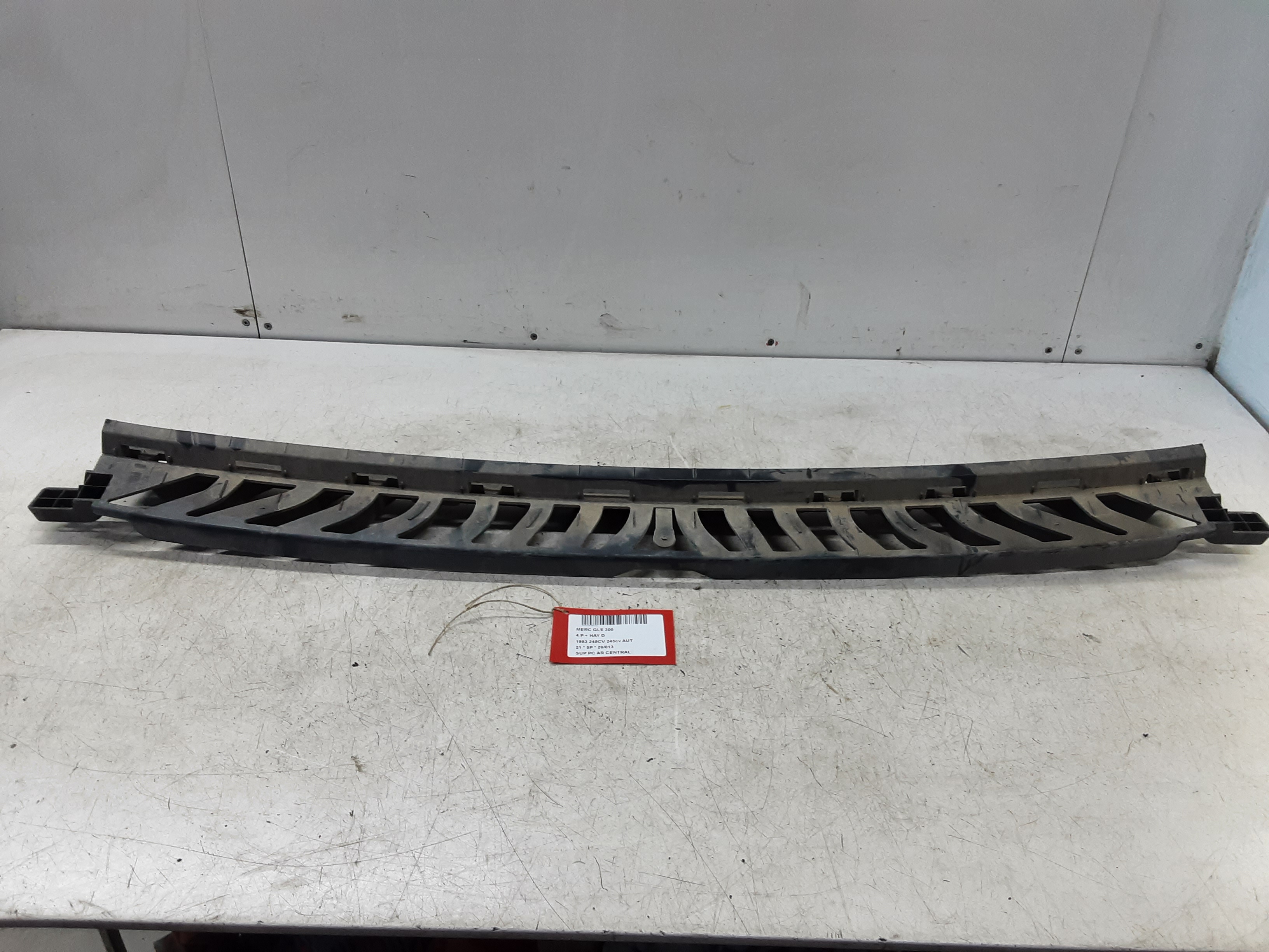 CENTRAL BUMPER SUPPORT