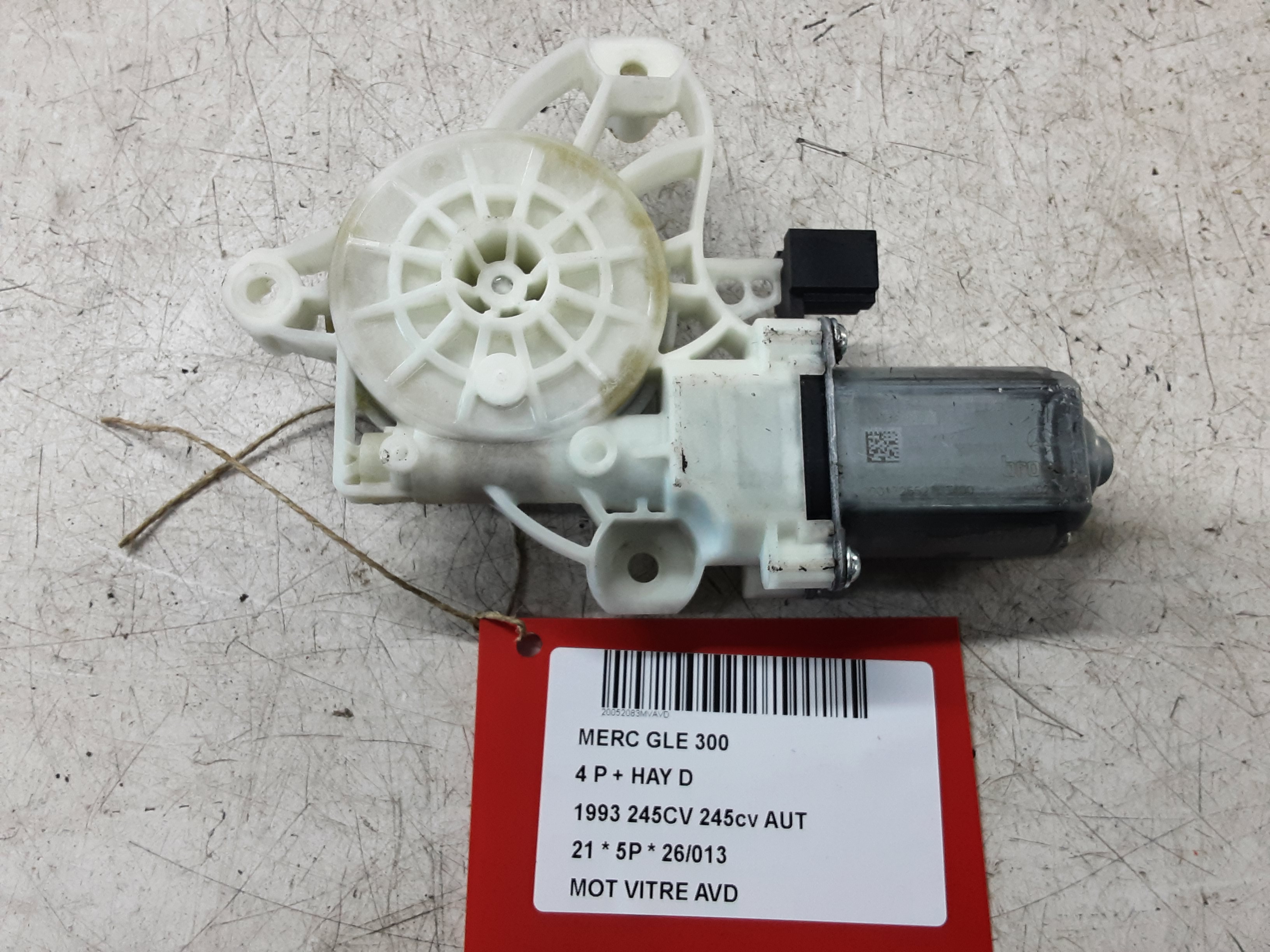 MOTOR RUITMECHANISME VOOR RECHTS