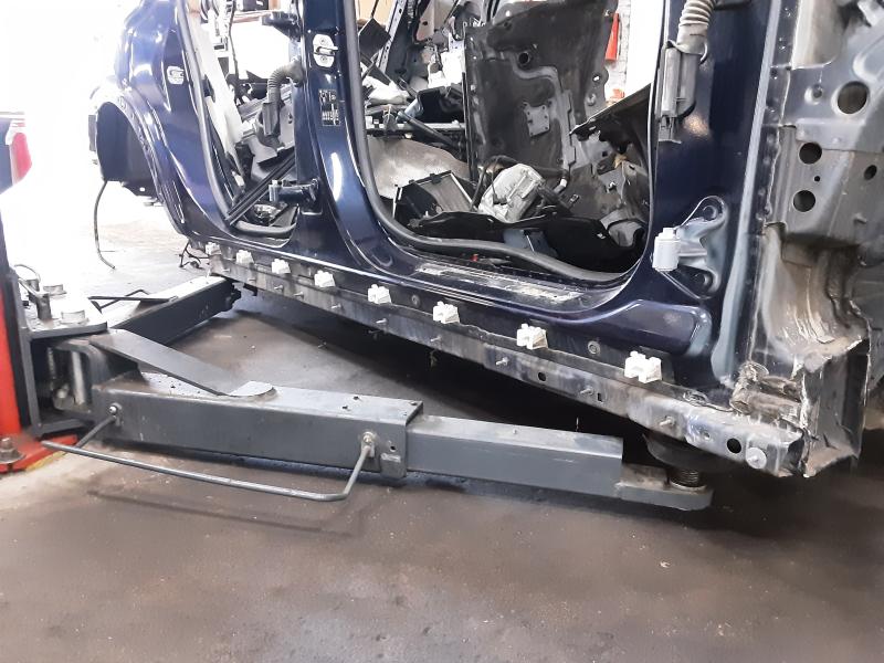 DREMPEL RECHTS Mercedes-Benz GLE W167/C167 19+
