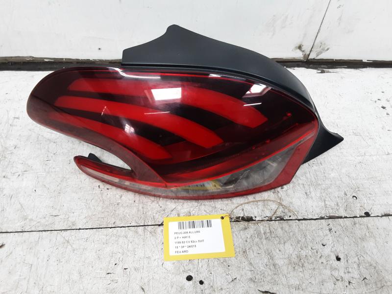 TAILLIGHT RIGHT Peugeot 208 8/15 - 20