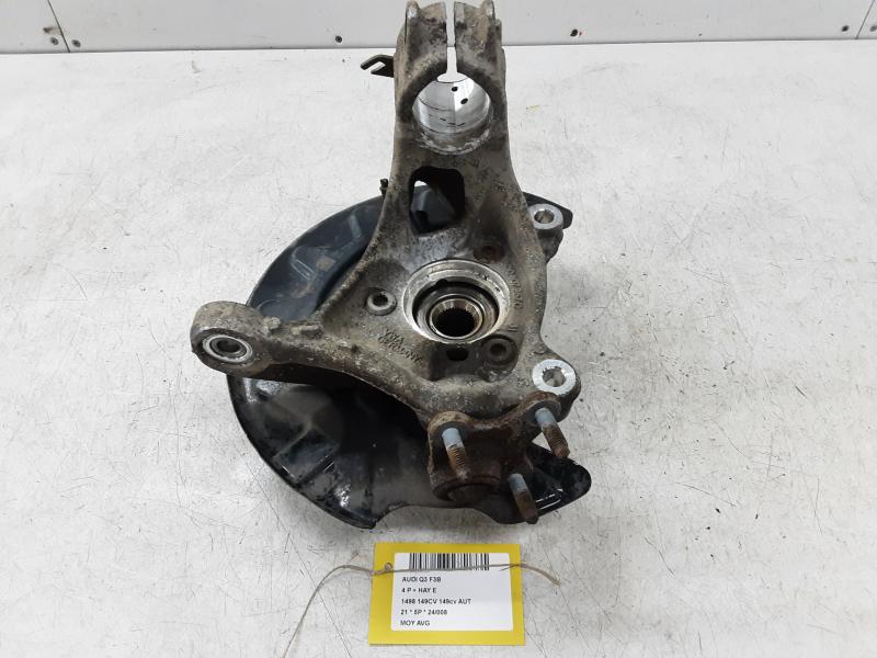 WIELNAAF VOOR LINKS Audi Q3 11/18+