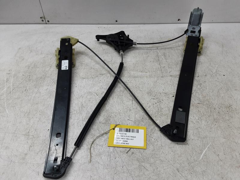 FRONT RIGHT WINDOW DOOR MECHANISM Audi Q3 11/18+