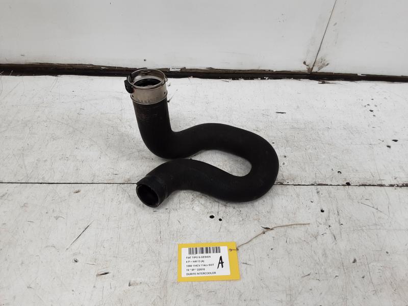 INTERCOOLER SCHLAUCH Fiat TIPO 10/15 > 20
