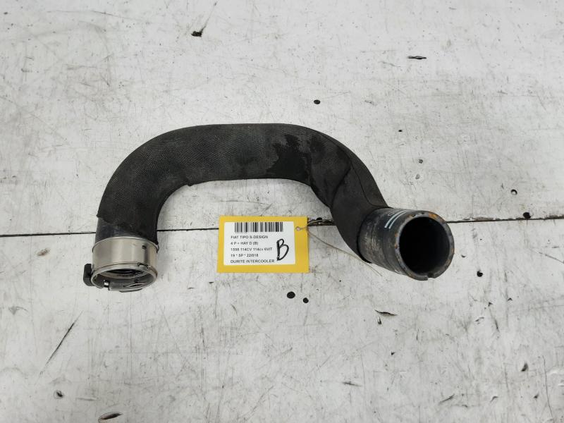 INTERCOOLER SCHLAUCH Fiat TIPO 10/15 > 20