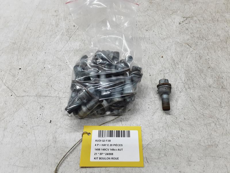 KIT WIELBOUTEN Audi Q3 11/18+