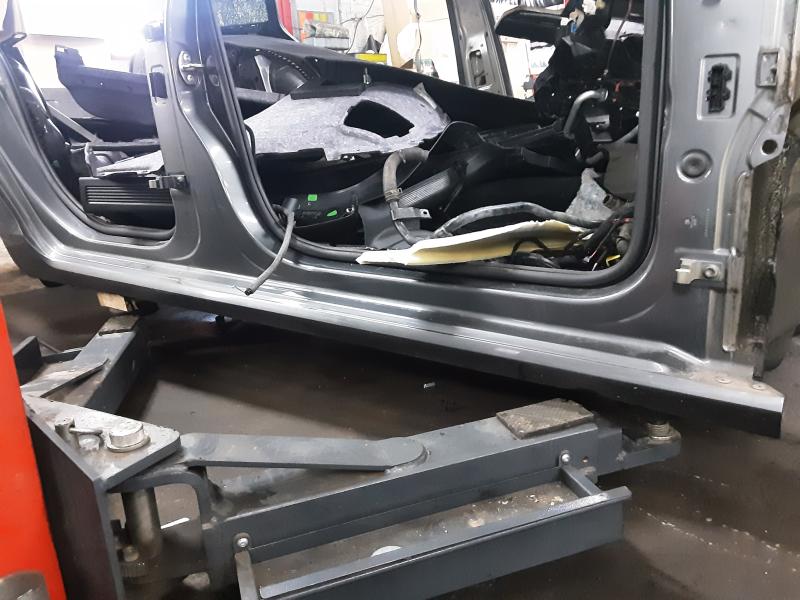 DREMPEL RECHTS Vw GOLF VII 1/17 - 2/20 FaceLift