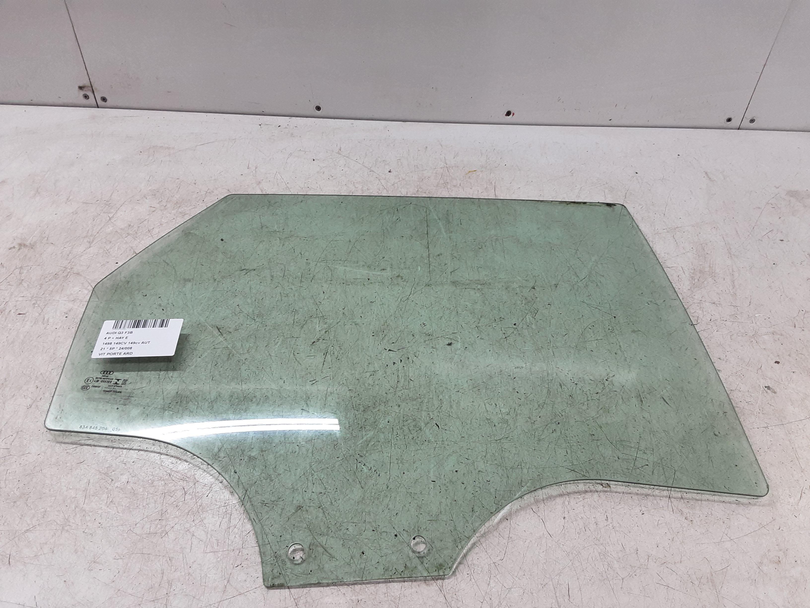 VITRE DE PORTE ARRIERE DROITE