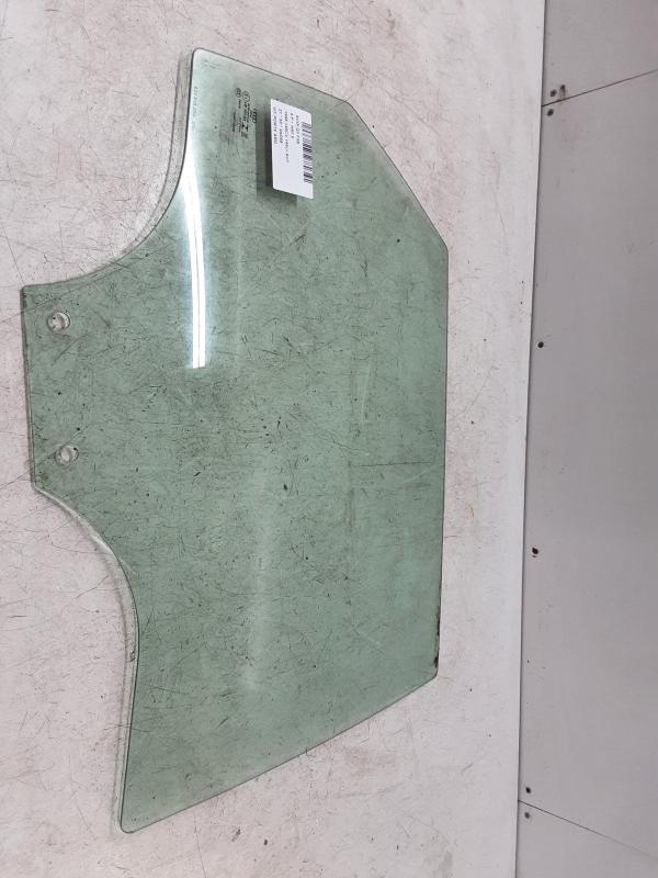 VITRE DE PORTE ARRIERE DROITE Audi Q3 11/18+