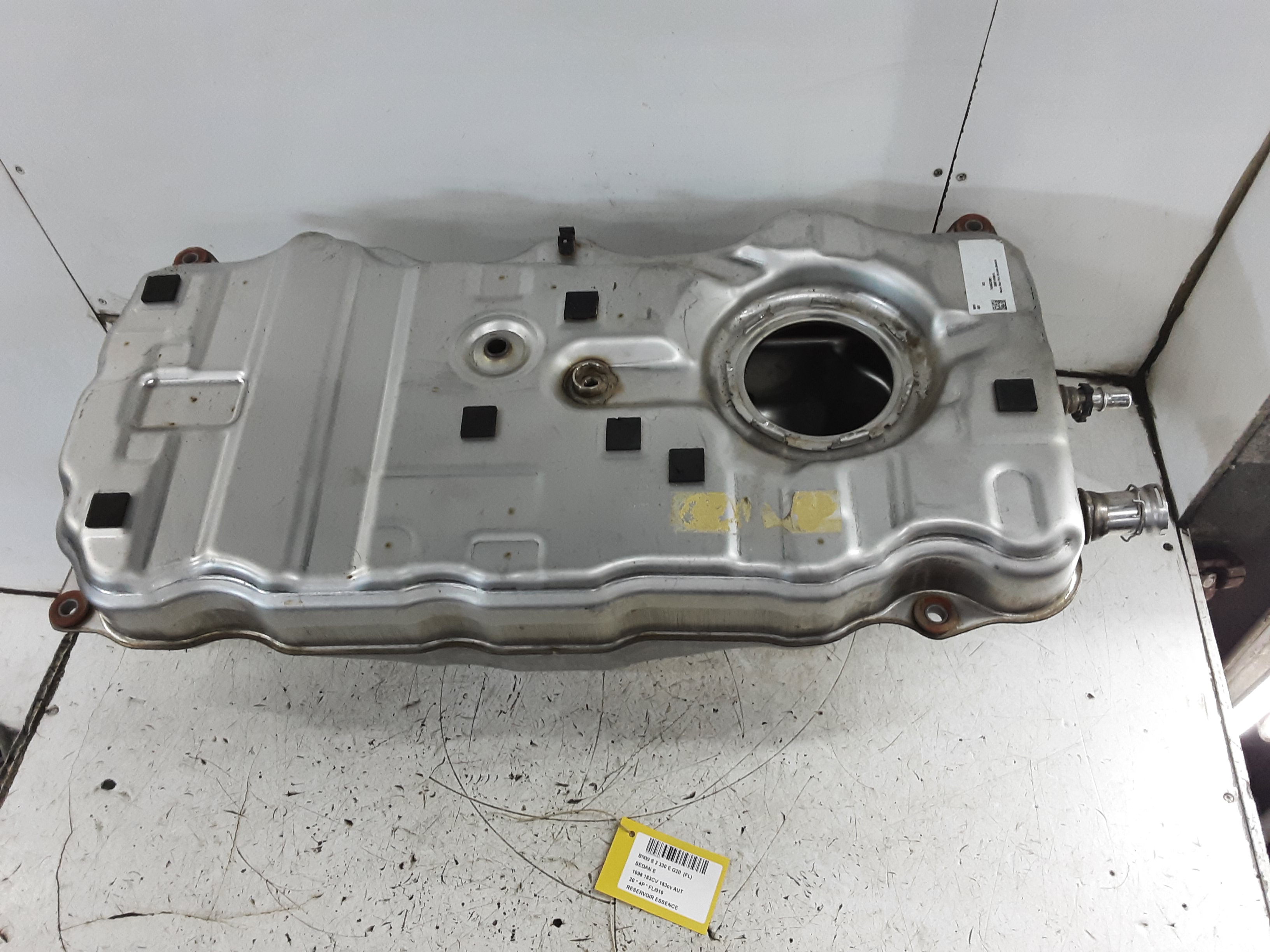BRANDSTOFTANK BENZINE
