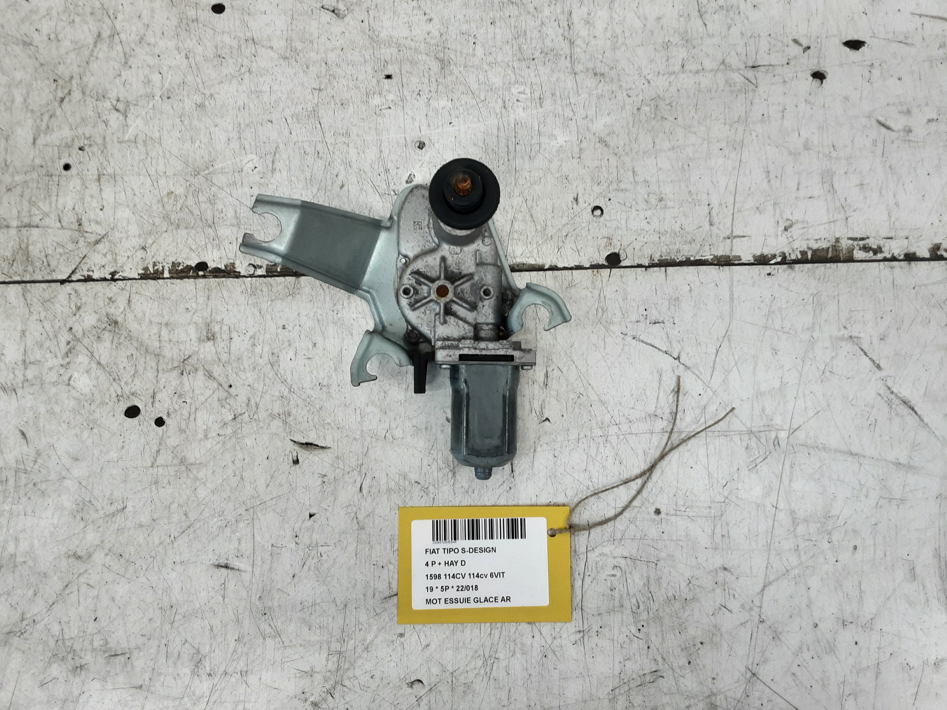 MOTEUR D'ESSUIE-GLACE ARRIERE
