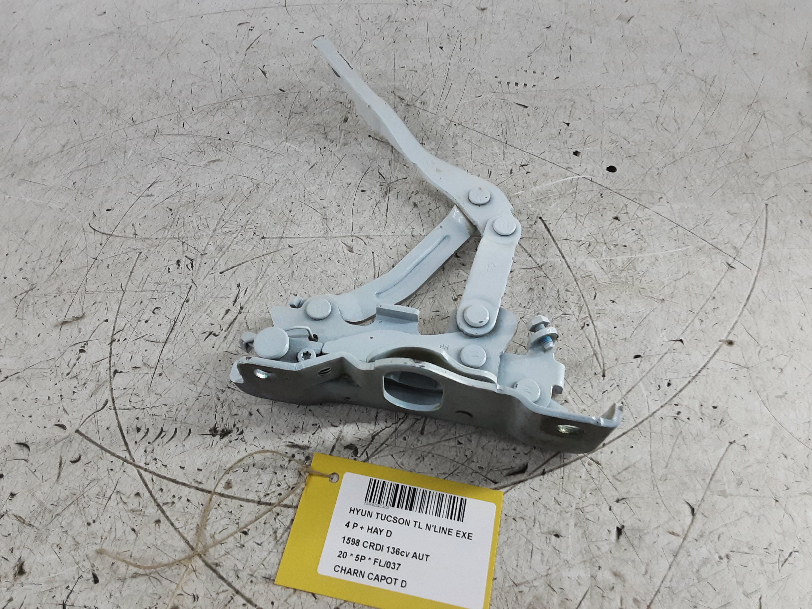 RIGHT HINGE BONNET