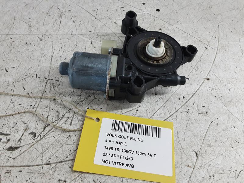 MOTEUR DE VITRE DE PORTE AVANT GAUCHE Vw GOLF VIII 2/20+