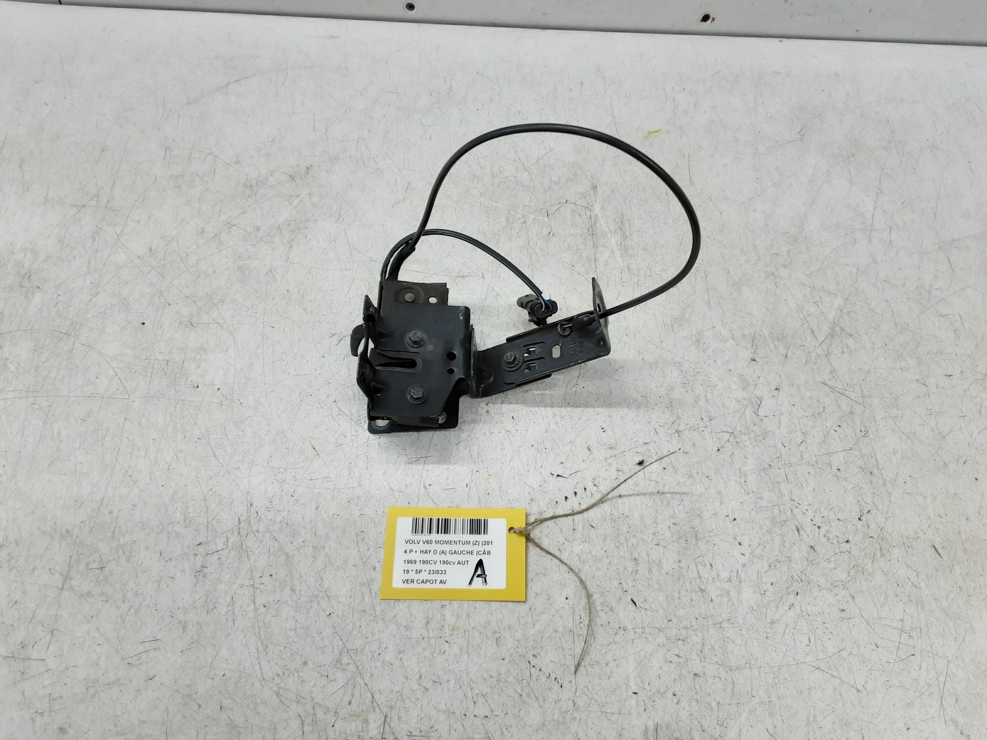 VERGRENDELING MOTORKAP