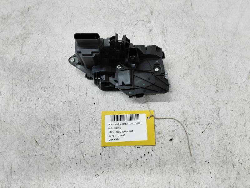 VERGRENDELING VOOR RECHTS Volvo V60 08/18+