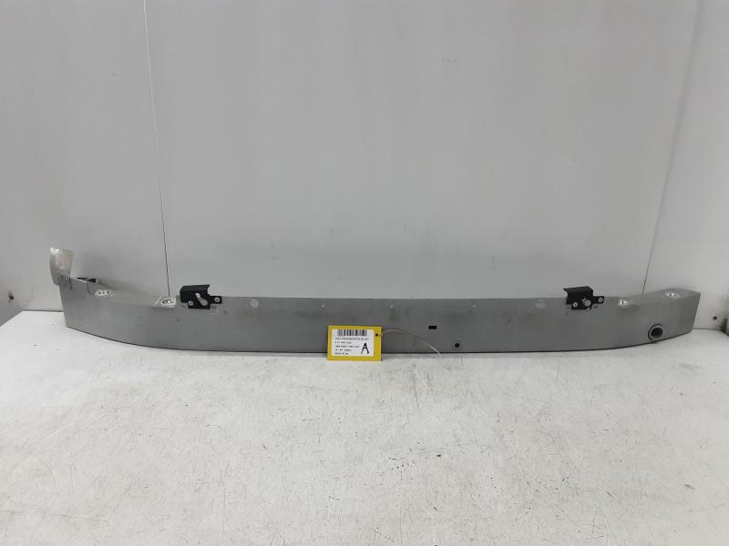 RENFORT DE PARE-CHOCS AVANT Volvo V60 08/18+