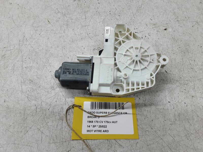 MOTOR RUITMECHANISME ACHTER RECHTS Skoda SUPERB B6 (3T) 5/13 - 15