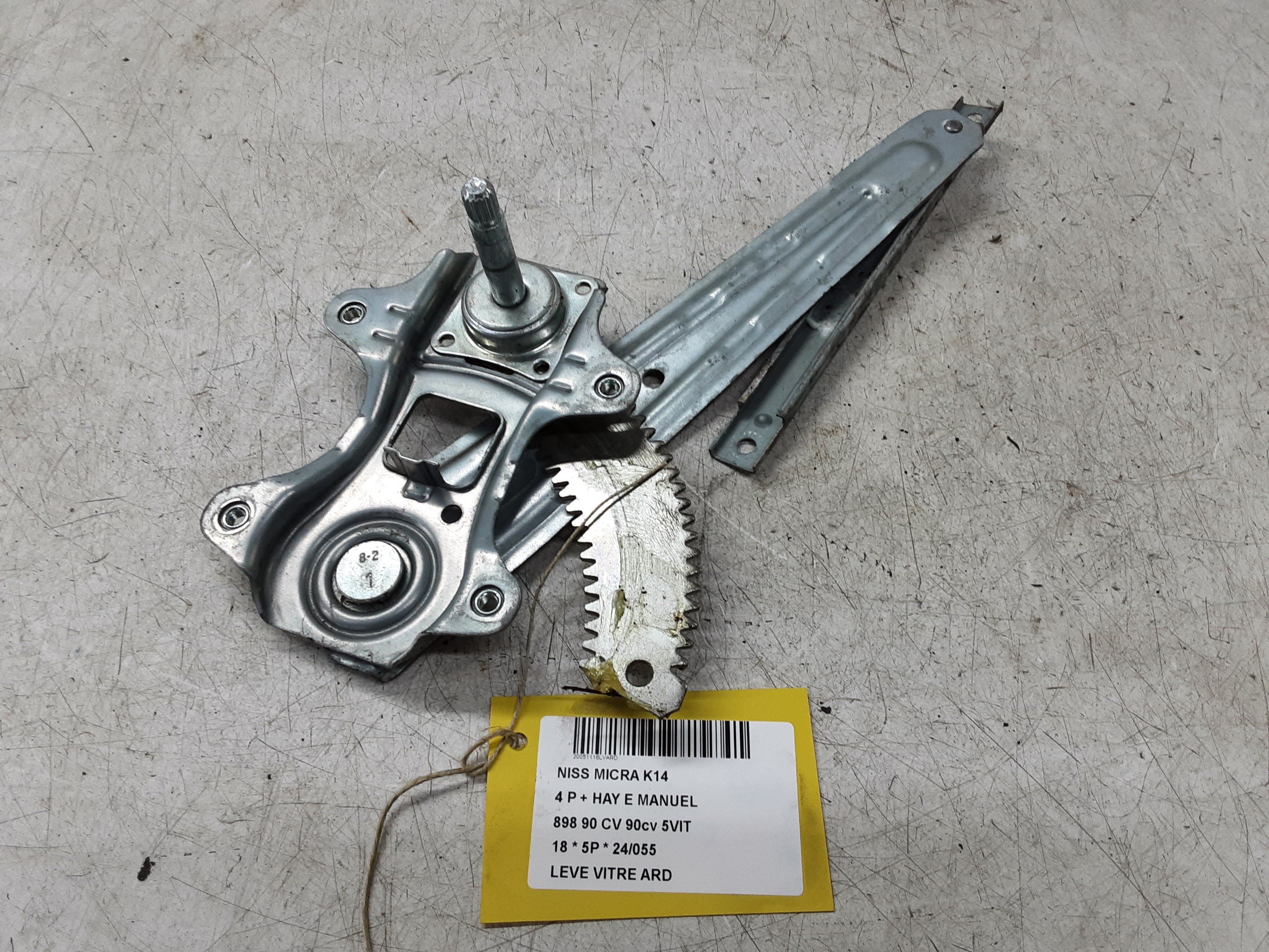 FENSTERMECHANIK TÜRIG RECHTS HINTEN