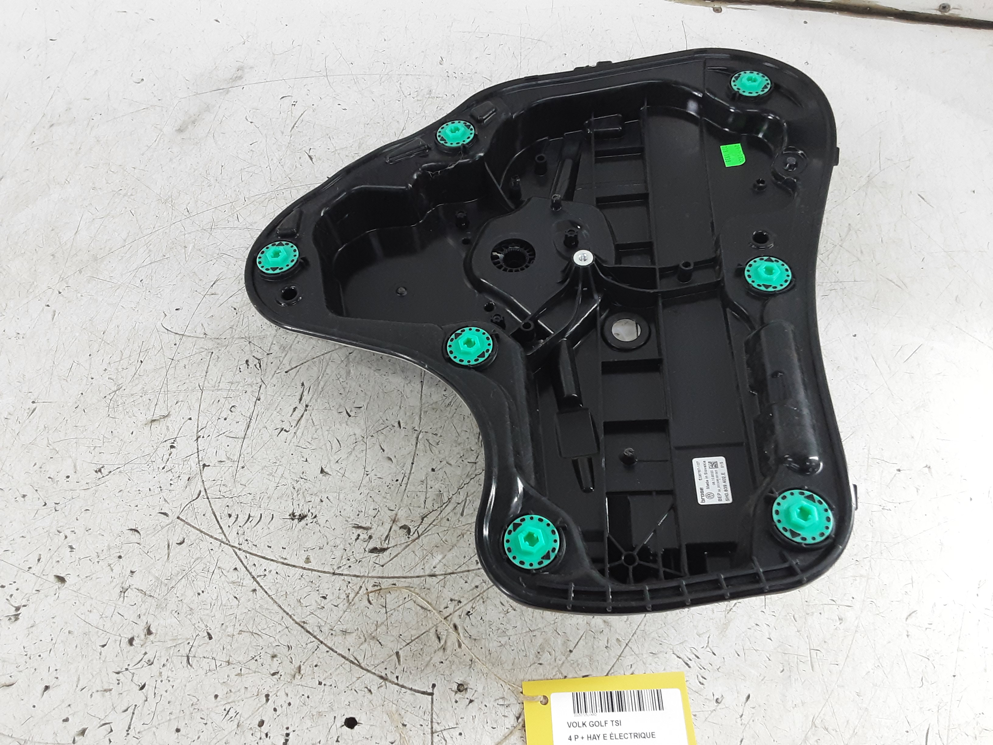 REAR RIGHT WINDOW DOOR MECHANISM