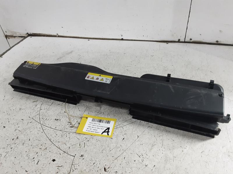 PLASTIEK VOORZIJDE Vw GOLF VIII 2/20+