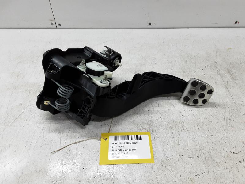 REMPEDAAL Toyota YARIS (6) 2/20+