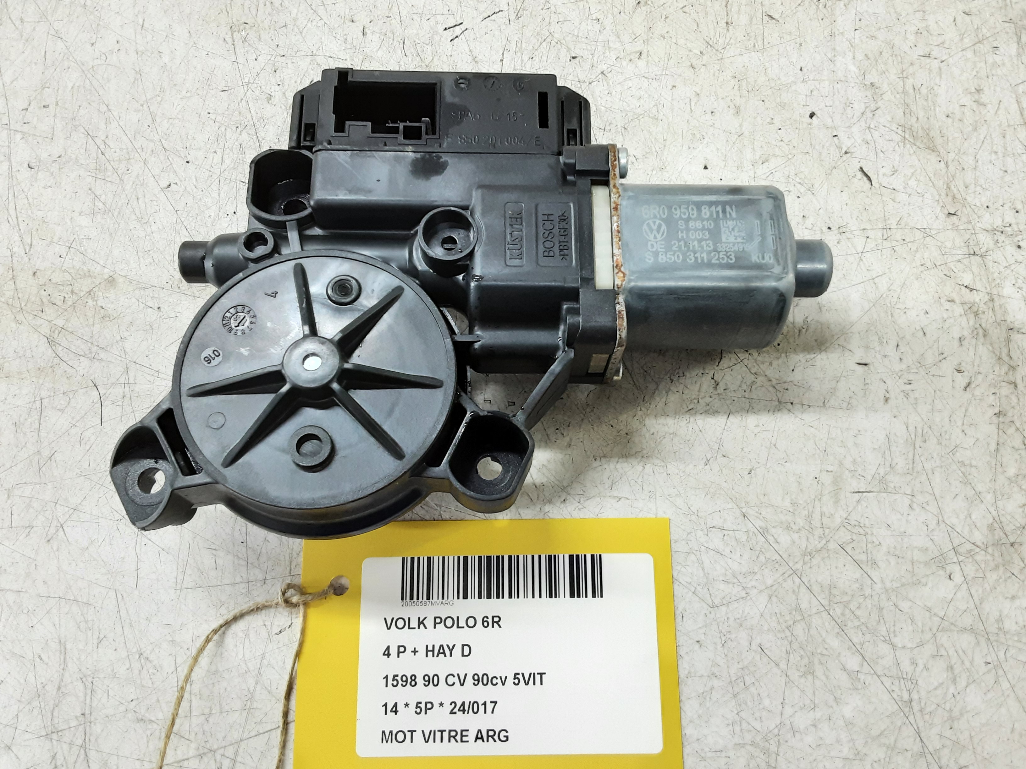 MOTEUR DE VITRE DE PORTE ARRIERE GAUCHE Vw POLO (6R) 6/09 - 4/14