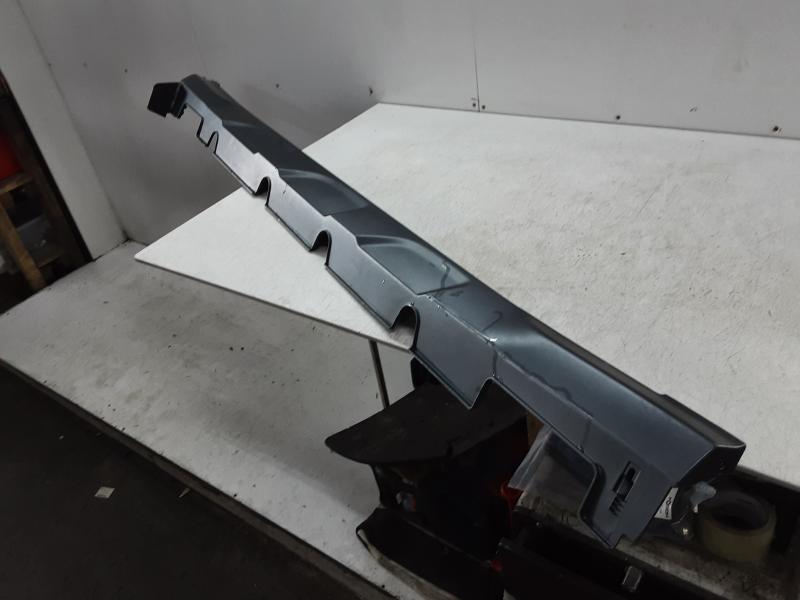 JUPE LATERALE DROITE Hyundai KONA 10/17+