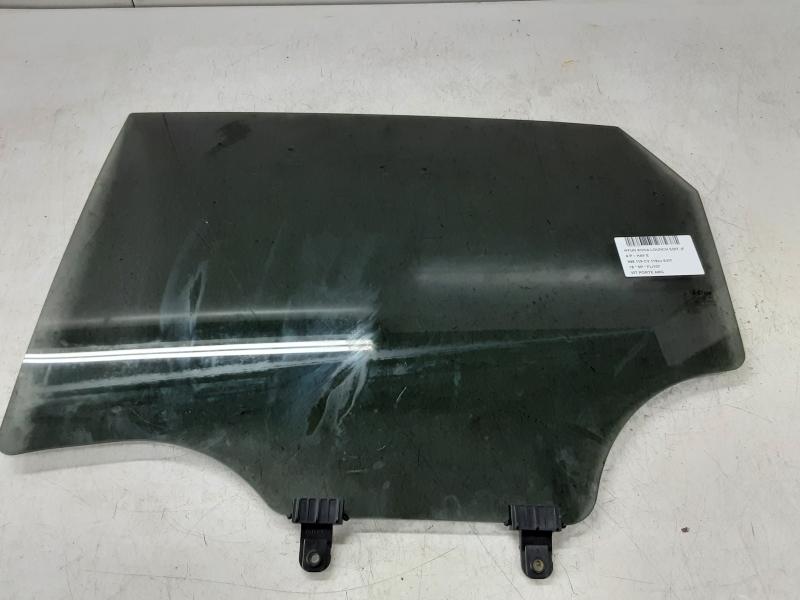 LEFT REAR DOOR WINDOW Hyundai KONA 10/17+