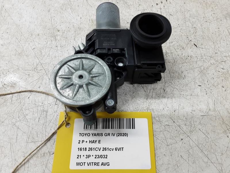 MOTEUR DE VITRE DE PORTE AVANT GAUCHE Toyota YARIS (6) 2/20+