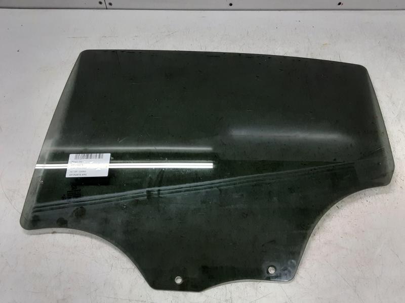 LEFT REAR DOOR WINDOW Peugeot 208 3/12 - 7/15