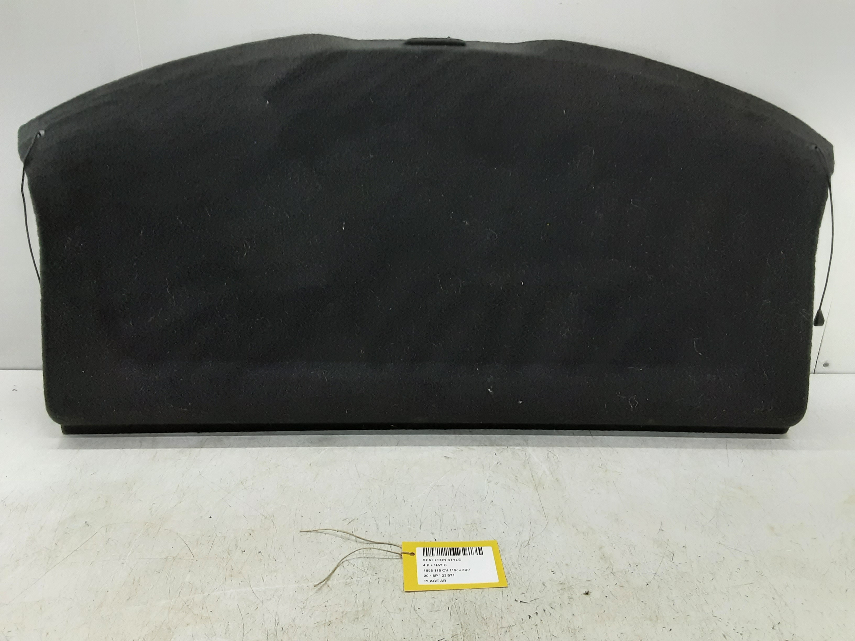 PARCEL SHELF