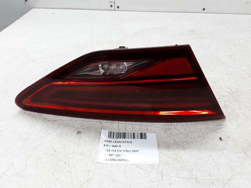 LICHT ACHTERKLEP LINKS Seat LEON (3) (5F) FaceLift 1/17 - 5/20