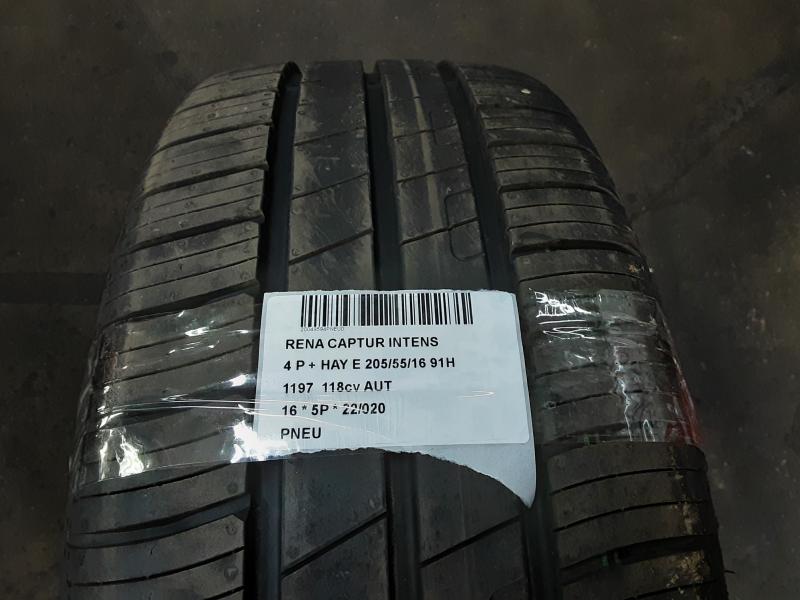 BANDEN Renault CAPTUR (1) 05/13 - 5/17