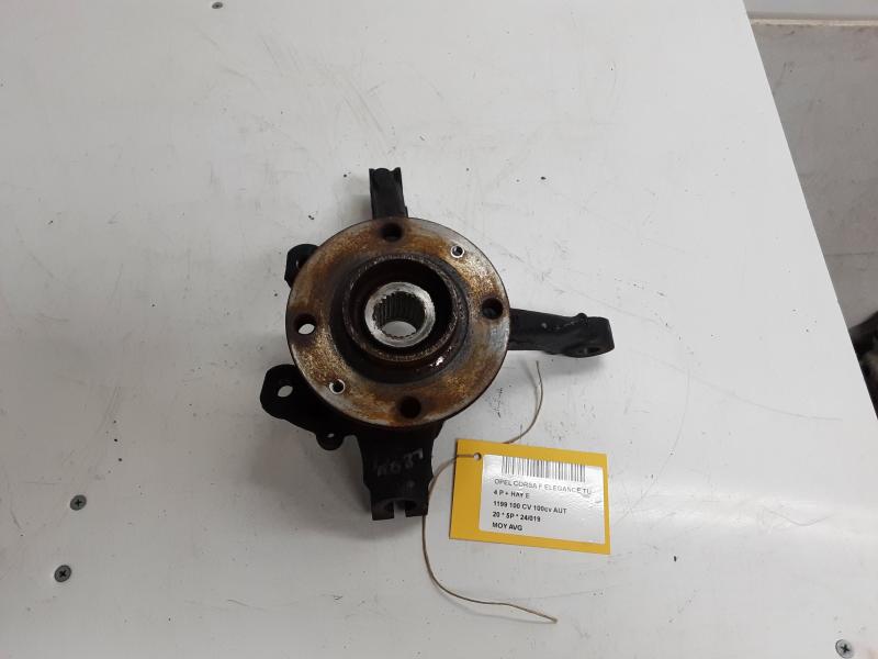 MOYEU AVANT GAUCHE Opel CORSA F 07/19+