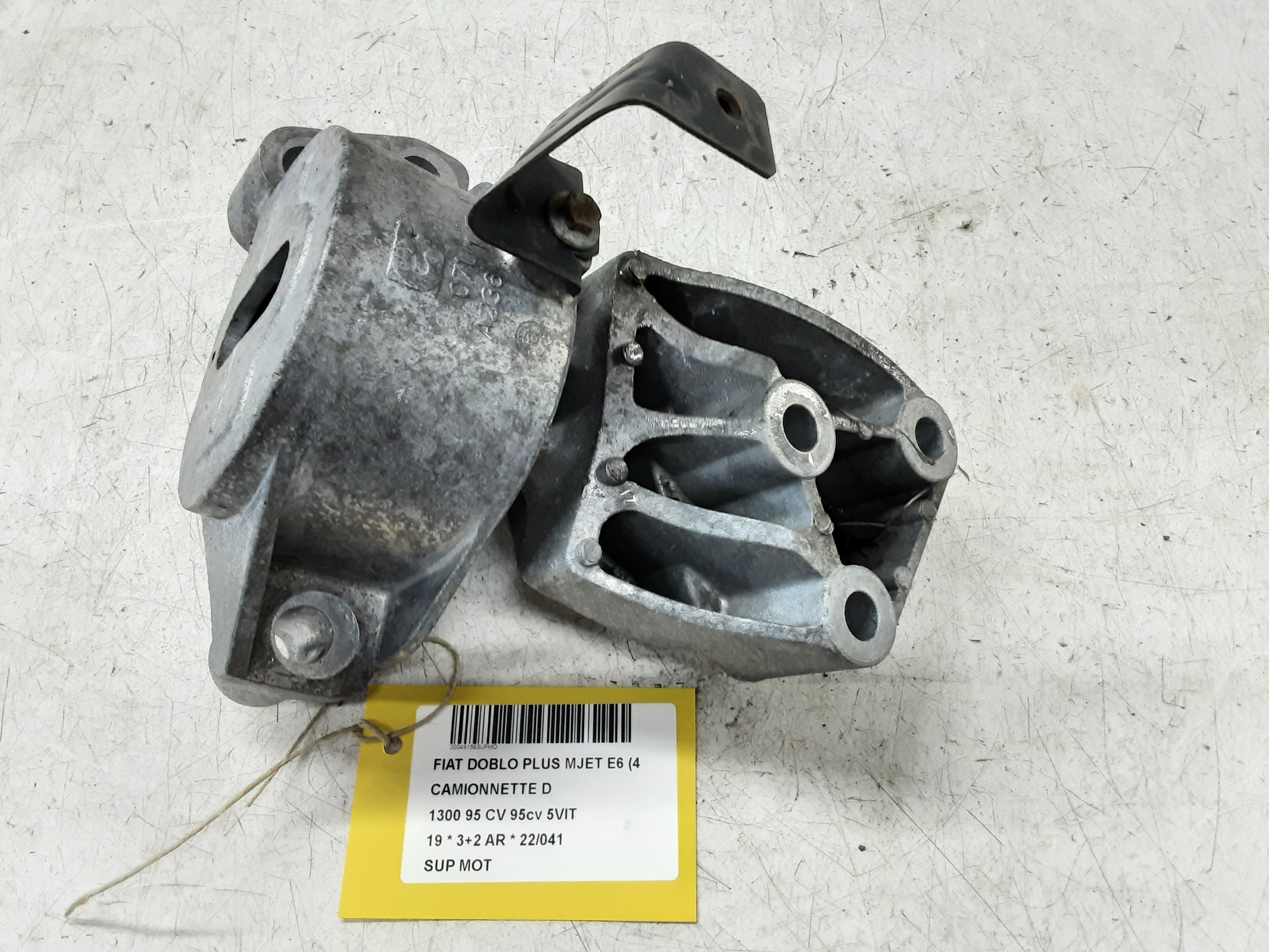 SUPPORT-MOTEUR