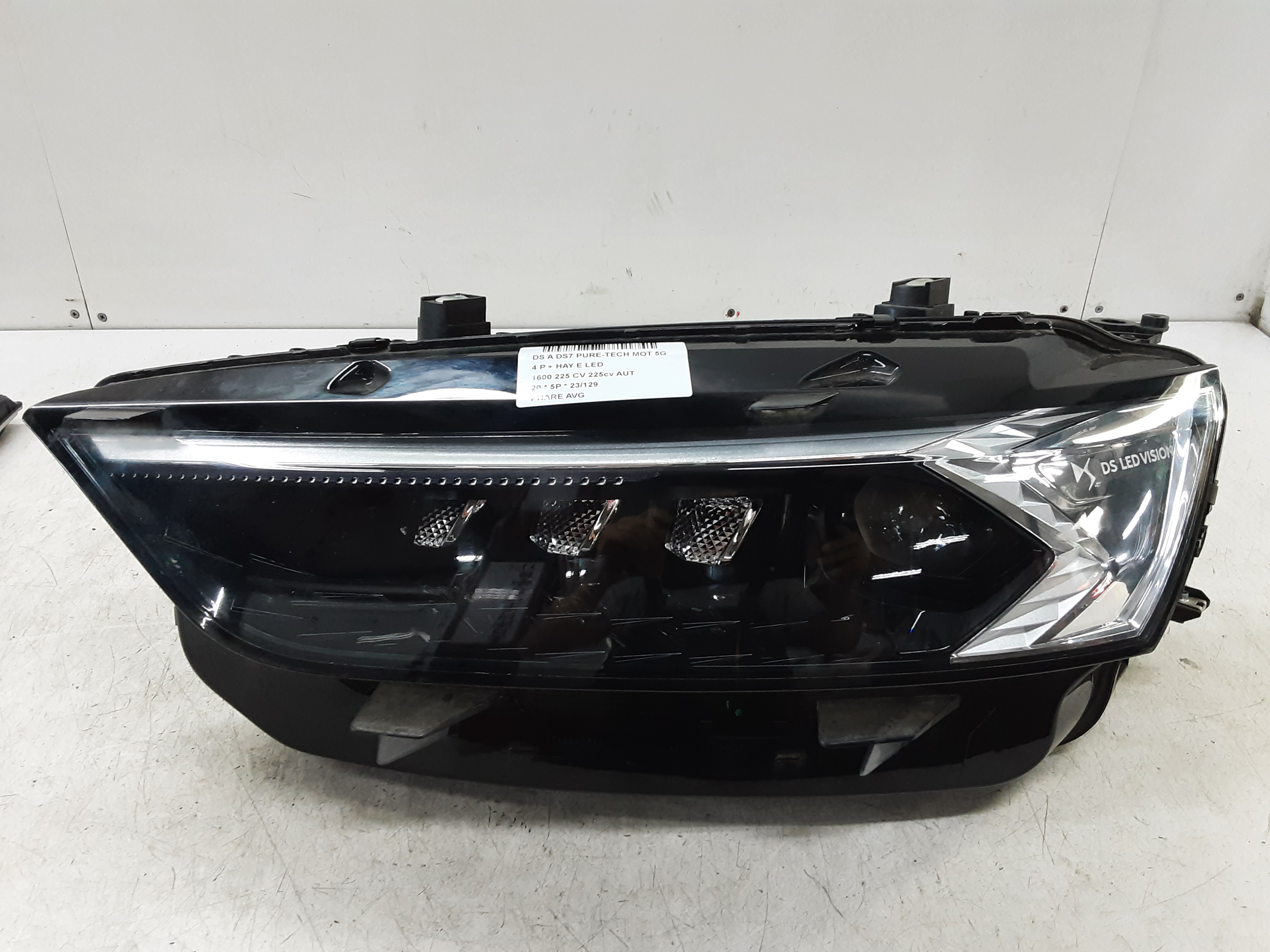 HEADLIGHT LEFT