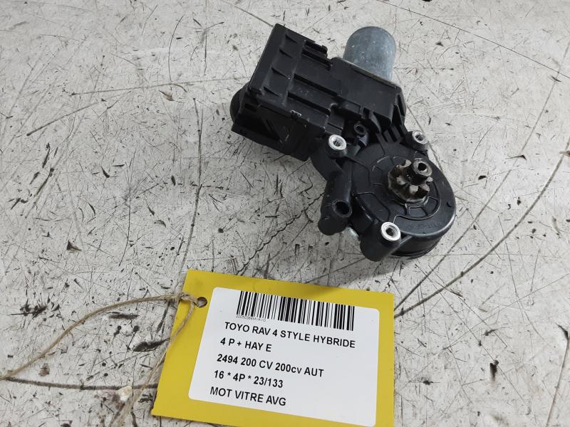 MOTEUR DE VITRE DE PORTE AVANT GAUCHE Toyota RAV 4 12/15 - 18