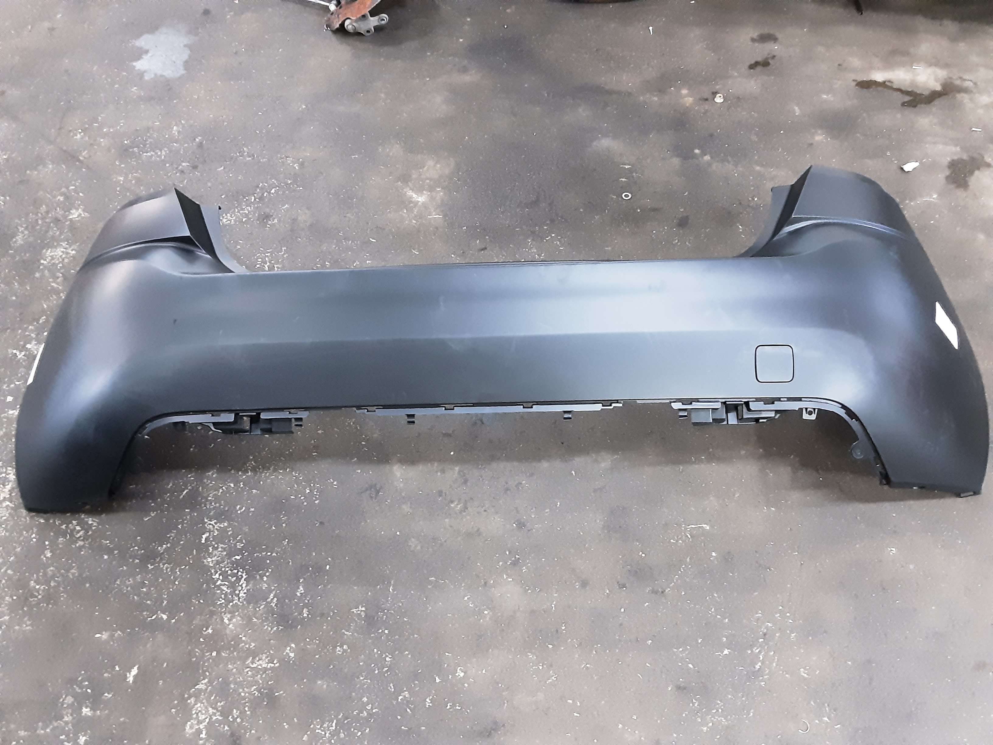 PARE-CHOCS ARRIERE Peugeot 308 (2) 9/13-6/17