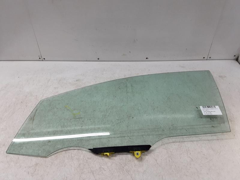 LEFT FRONT DOOR WINDOW Toyota COROLLA 5P/5D 18+