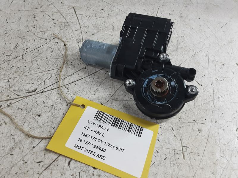MOTOR RUITMECHANISME ACHTER RECHTS Toyota RAV 4 12/18+