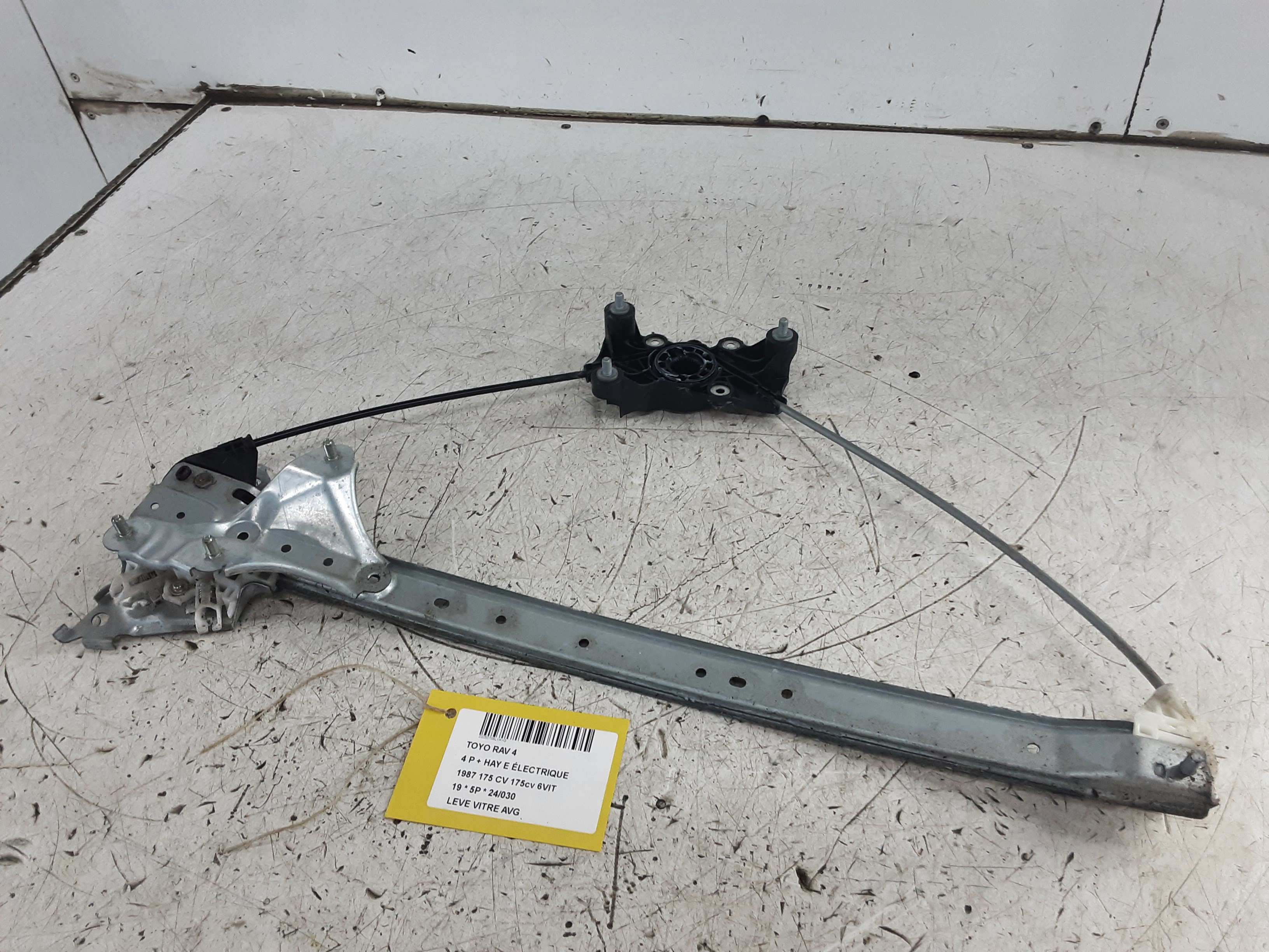 LEVE-VITRE DE PORTE AVANT GAUCHE Toyota RAV 4 12/18+