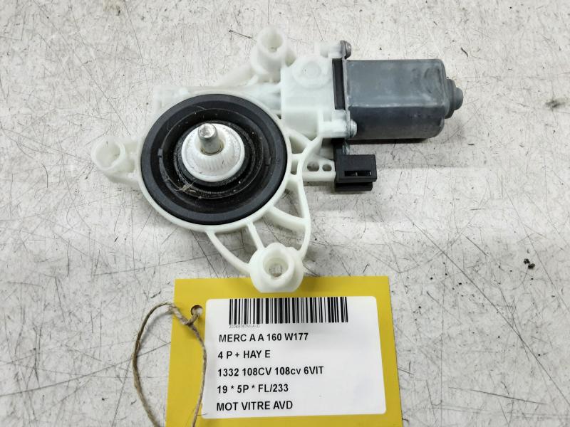 MOTOR RUITMECHANISME VOOR RECHTS Mercedes-Benz A W177 18 - 2/23