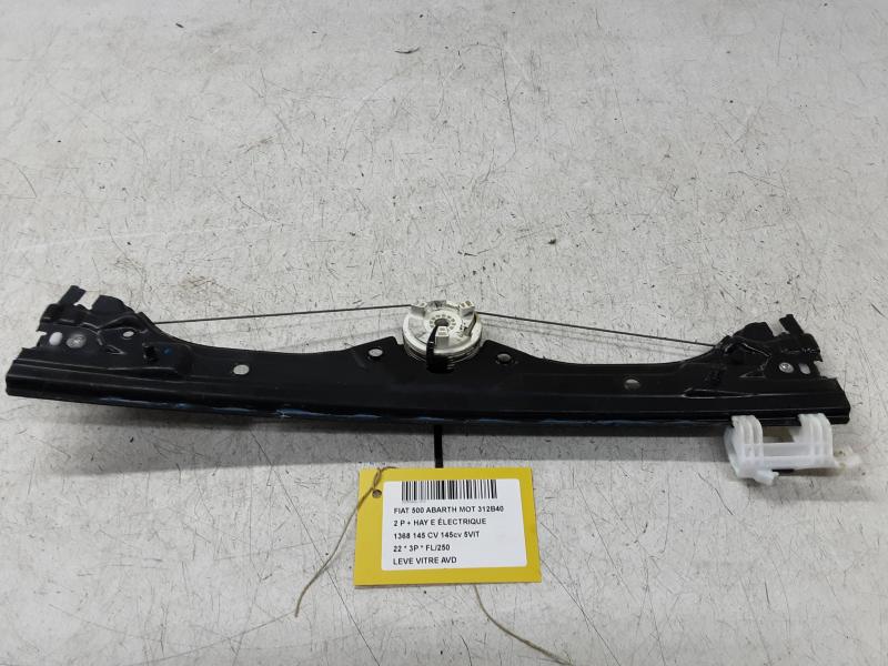 LEVE-VITRE DE PORTE AVANT DROITE Fiat 500 7/15+