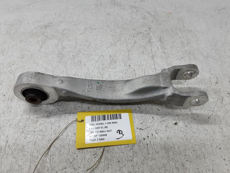 DRAAGARM ACHTER LINKS Tesla MODEL Y 3/19+