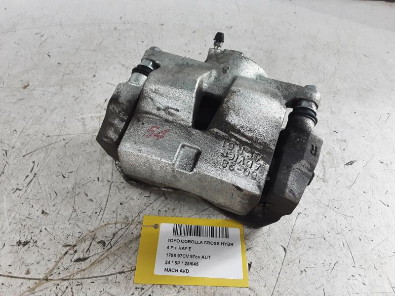 REMKLAUW VOOR RECHTS Toyota COROLLA CROSS 1/23+