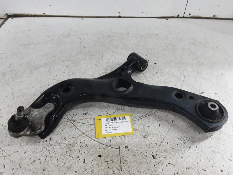 DRAAGARM VOOR LINKS Toyota COROLLA CROSS 1/23+