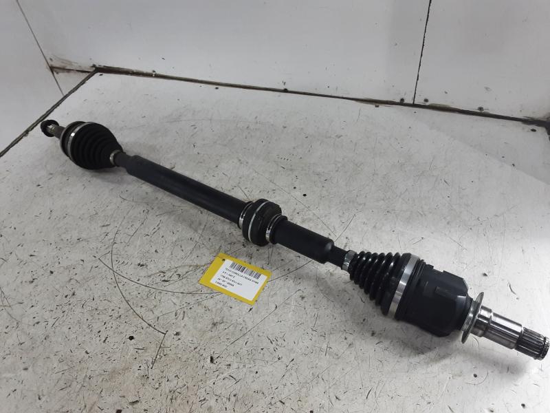 AANDRIJFAS VOOR RECHTS Toyota COROLLA CROSS 1/23+